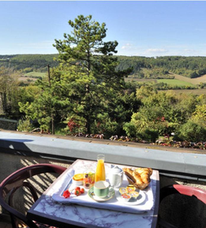 Le Compostelle Hotell Vézelay Rom bilde