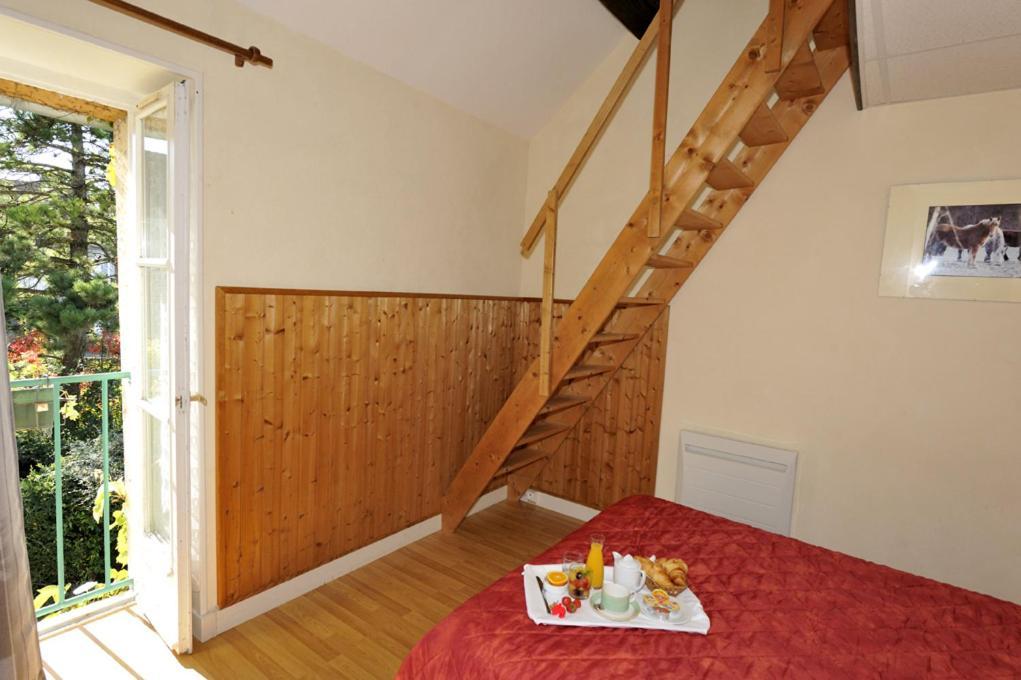 Le Compostelle Hotell Vézelay Rom bilde